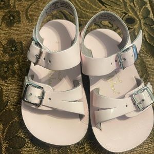 Baby girl size 3 pink sandals